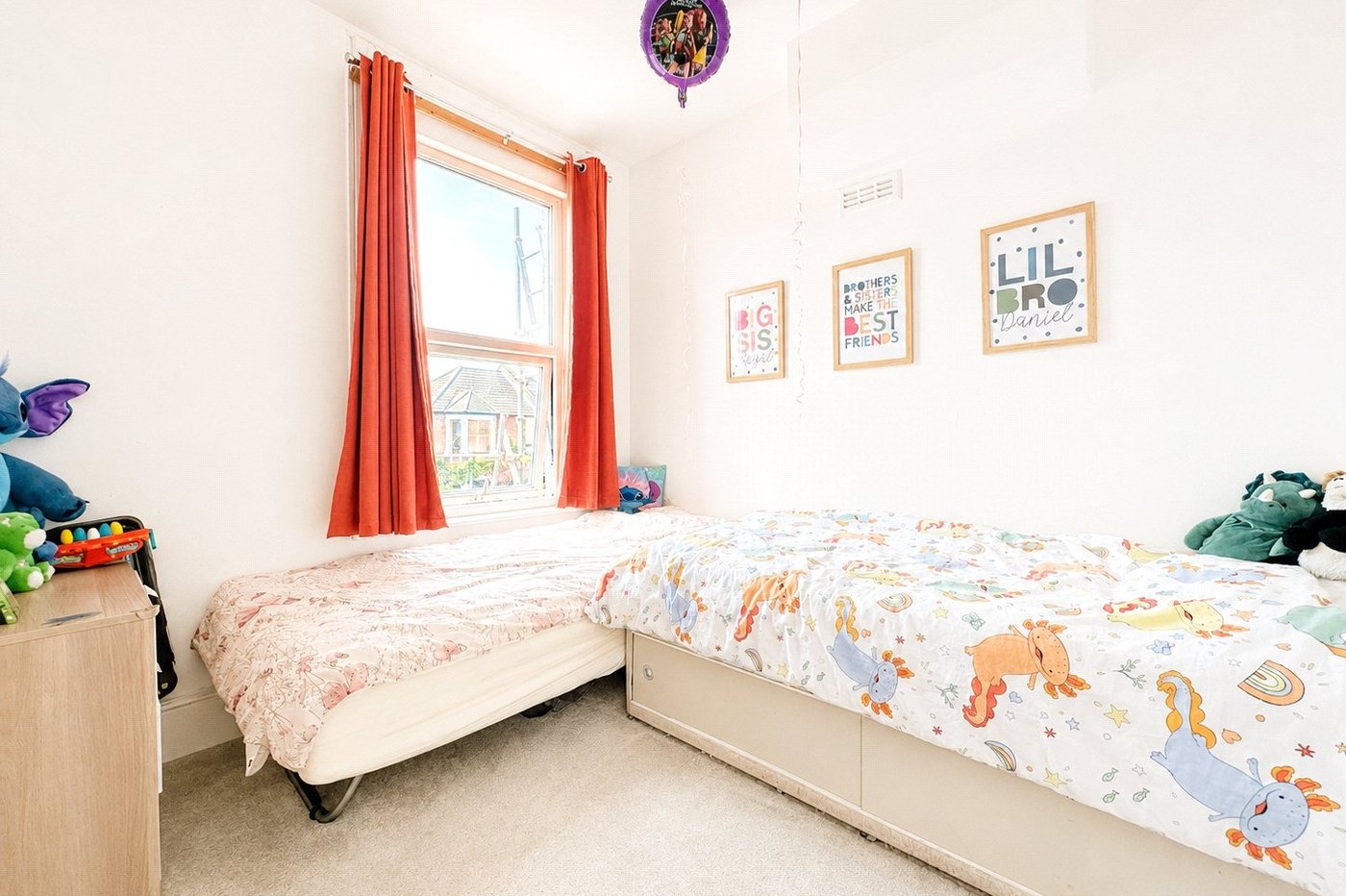 4 bedroom house for sale in London | Robinson Jackson