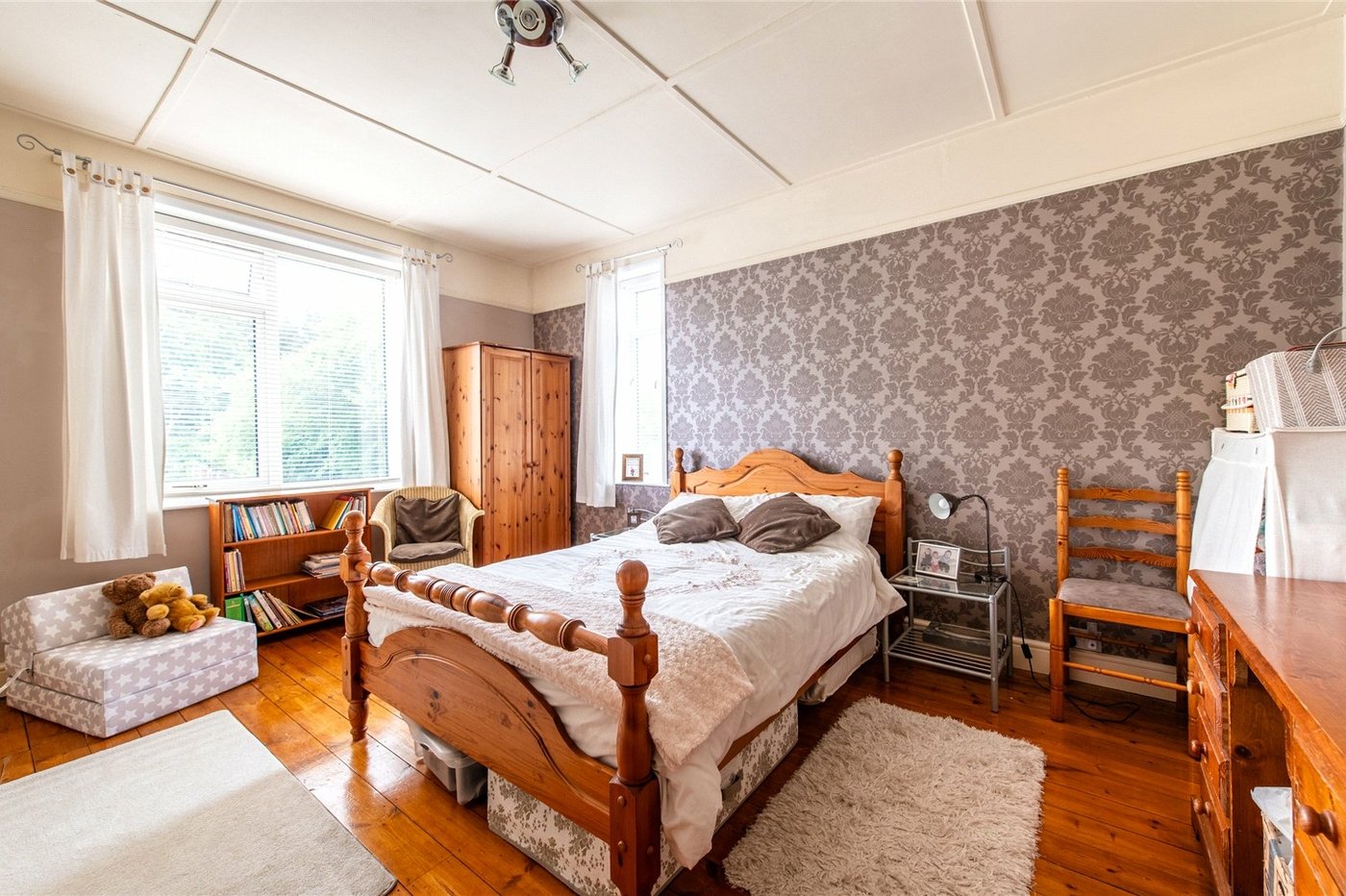 3 bedroom house for sale in Minster on Sea | Robinson Michael & Jackson