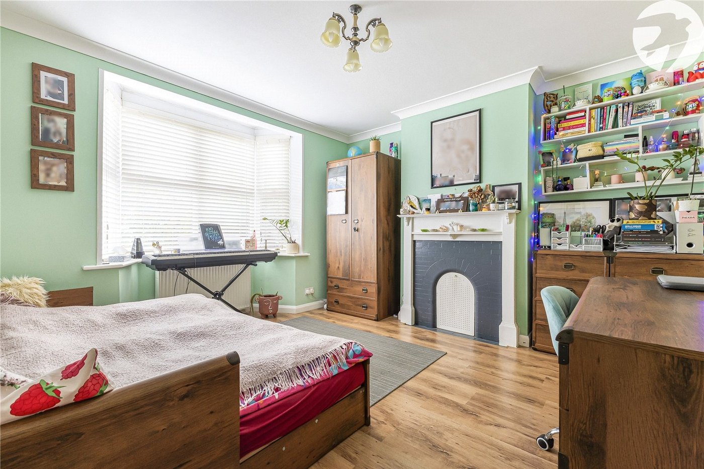 3 bedroom house for sale in Northfleet | Robinson Michael & Jackson
