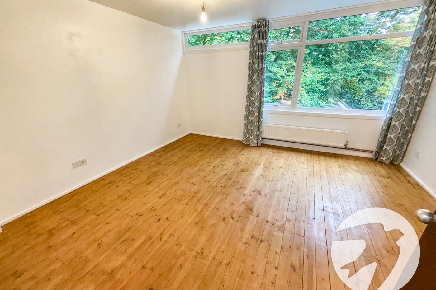 2 bedroom property for sale in Court Road | Robinson Jackson