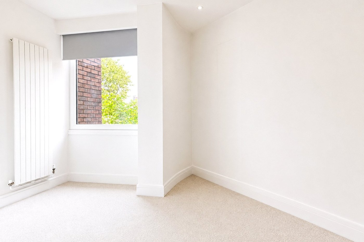 2 bedroom property for sale in London | Robinson Jackson