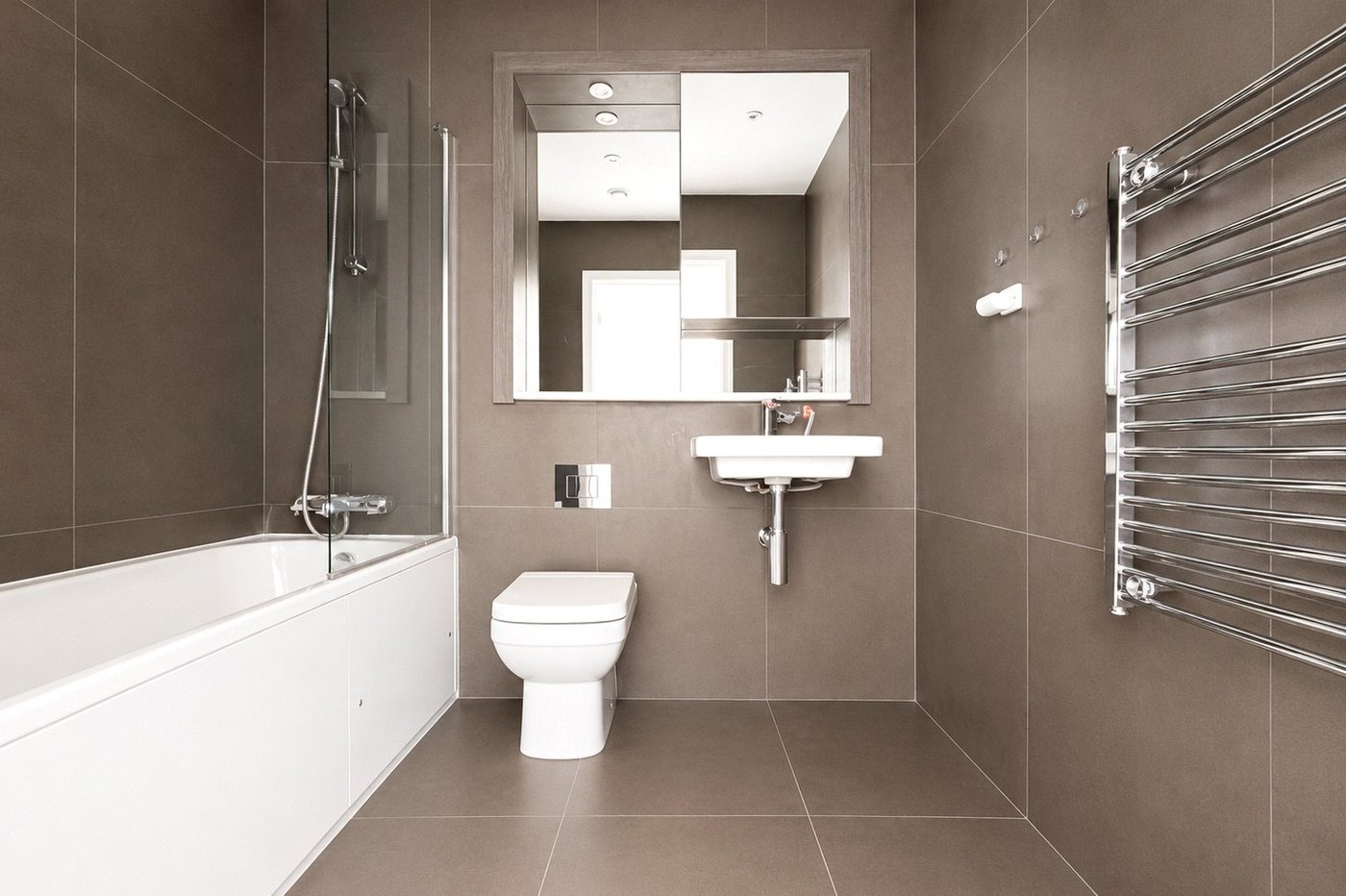 2 bedroom property for sale in London | Robinson Jackson