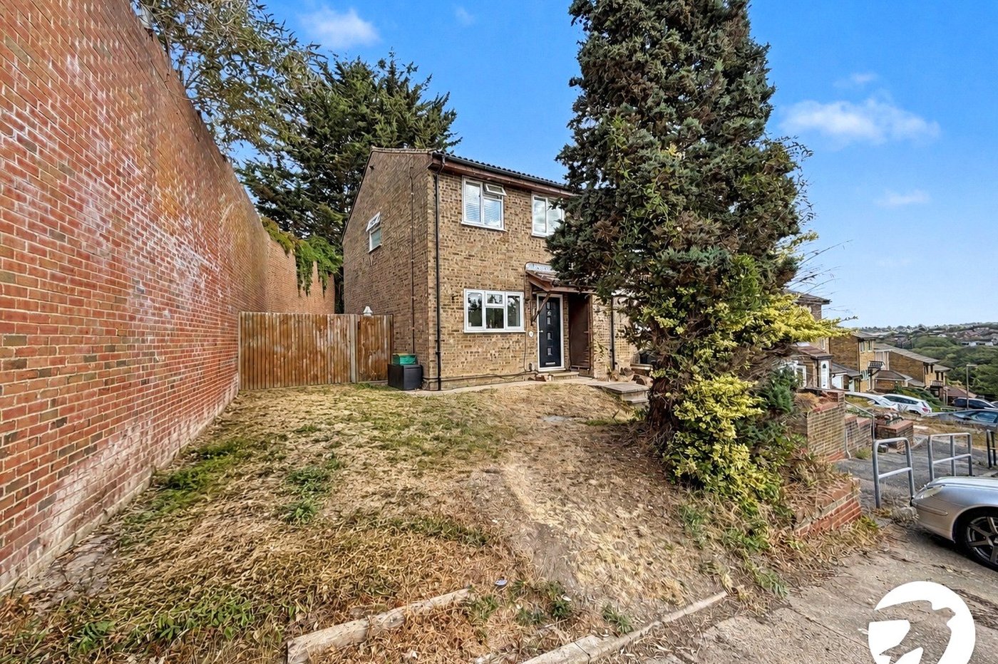 3 bedroom house for sale in Walderslade | Robinson Michael & Jackson