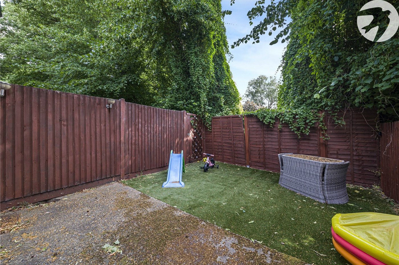 2 bedroom house for sale in Dartford | Robinson Jackson