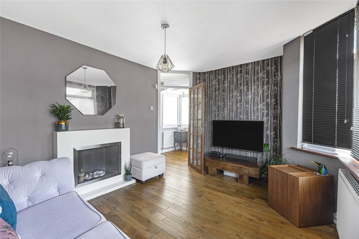 2 bedroom house for sale in Welling | Robinson Jackson