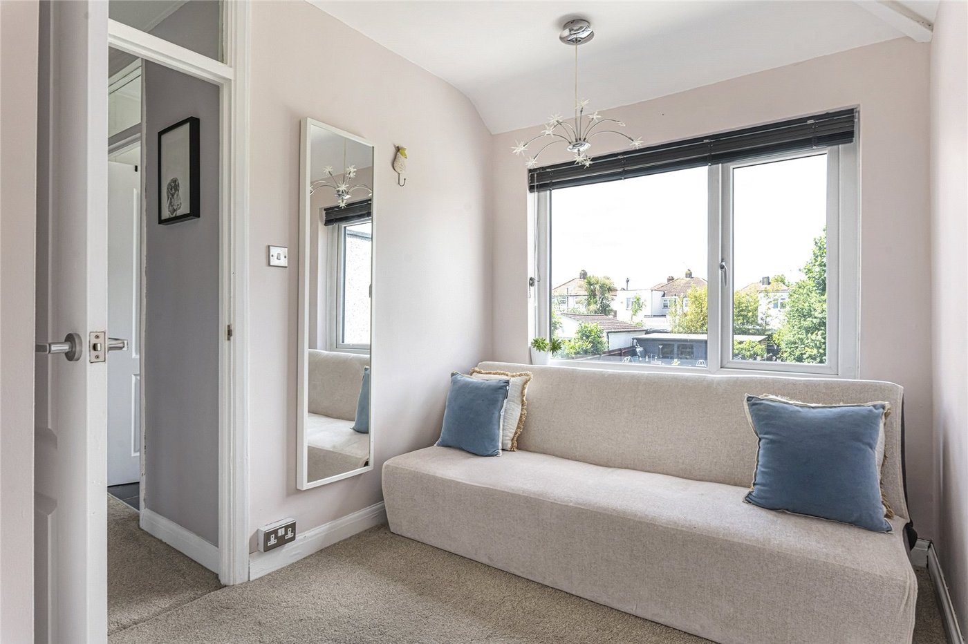 2 bedroom house for sale in Welling | Robinson Jackson
