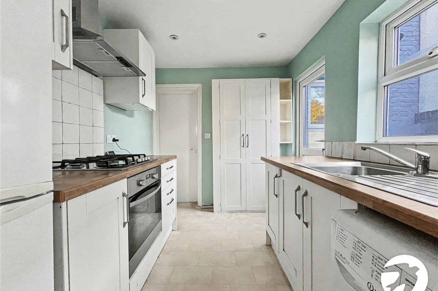 2 bedroom house for sale in Strood | Robinson Michael & Jackson