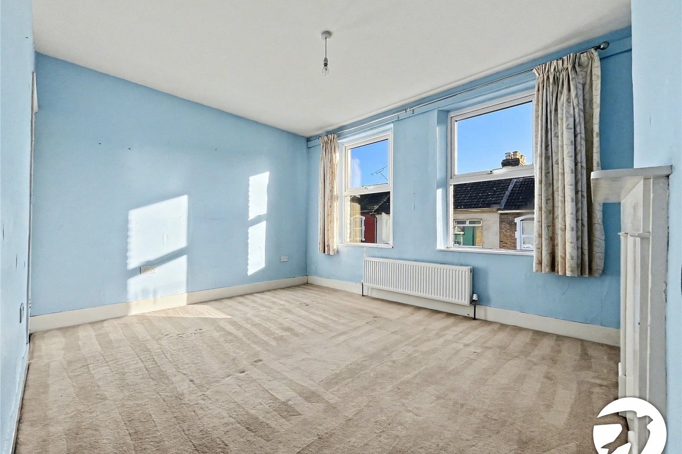 2 bedroom house for sale in Strood | Robinson Michael & Jackson