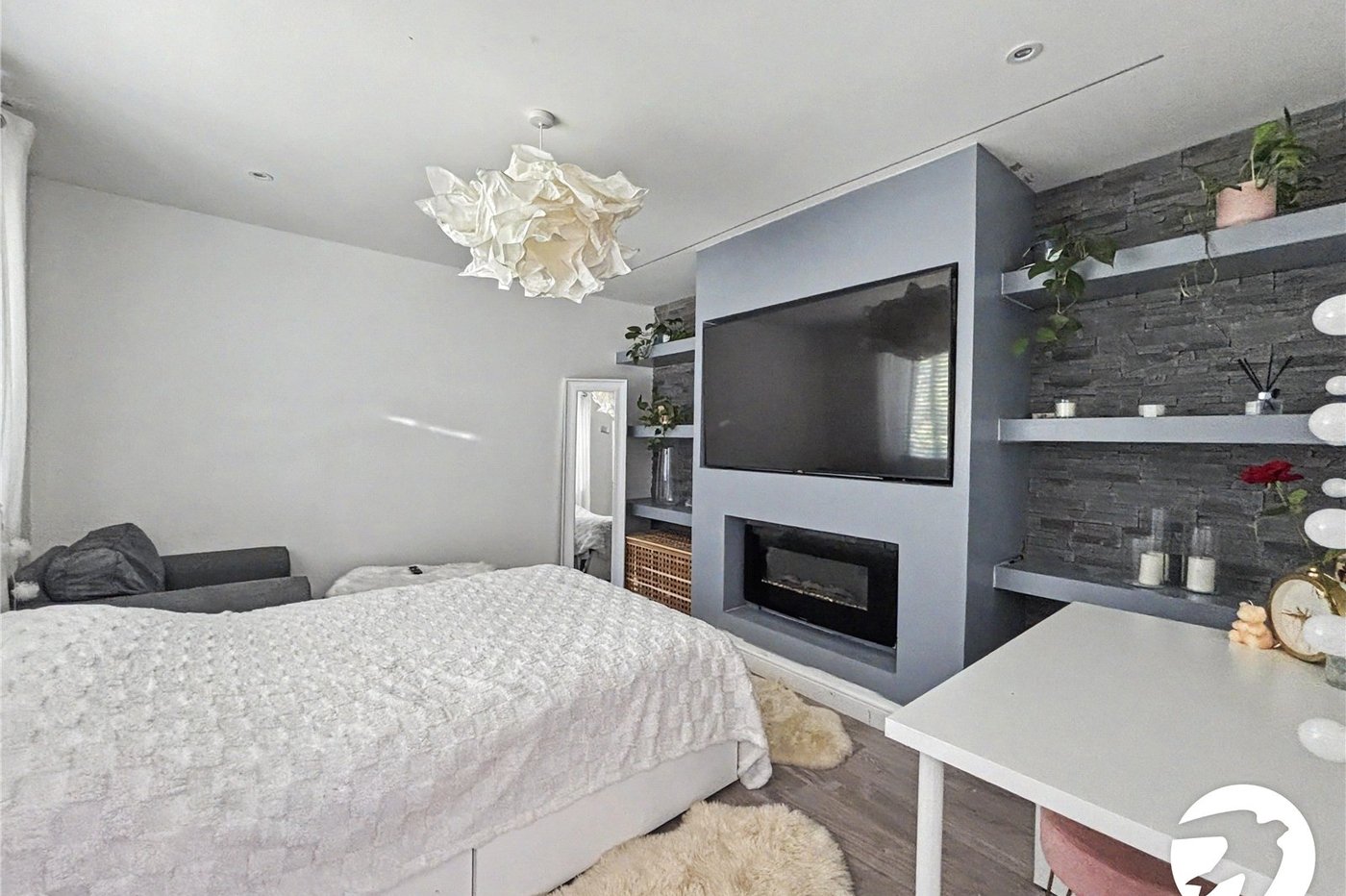 2 bedroom house for sale in Chatham | Robinson Michael & Jackson