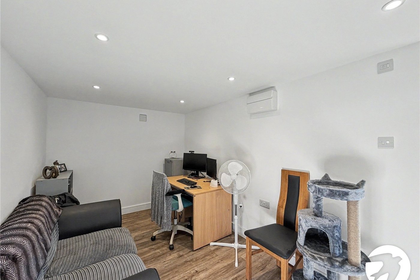 2 bedroom house for sale in Wayfield | Robinson Michael & Jackson