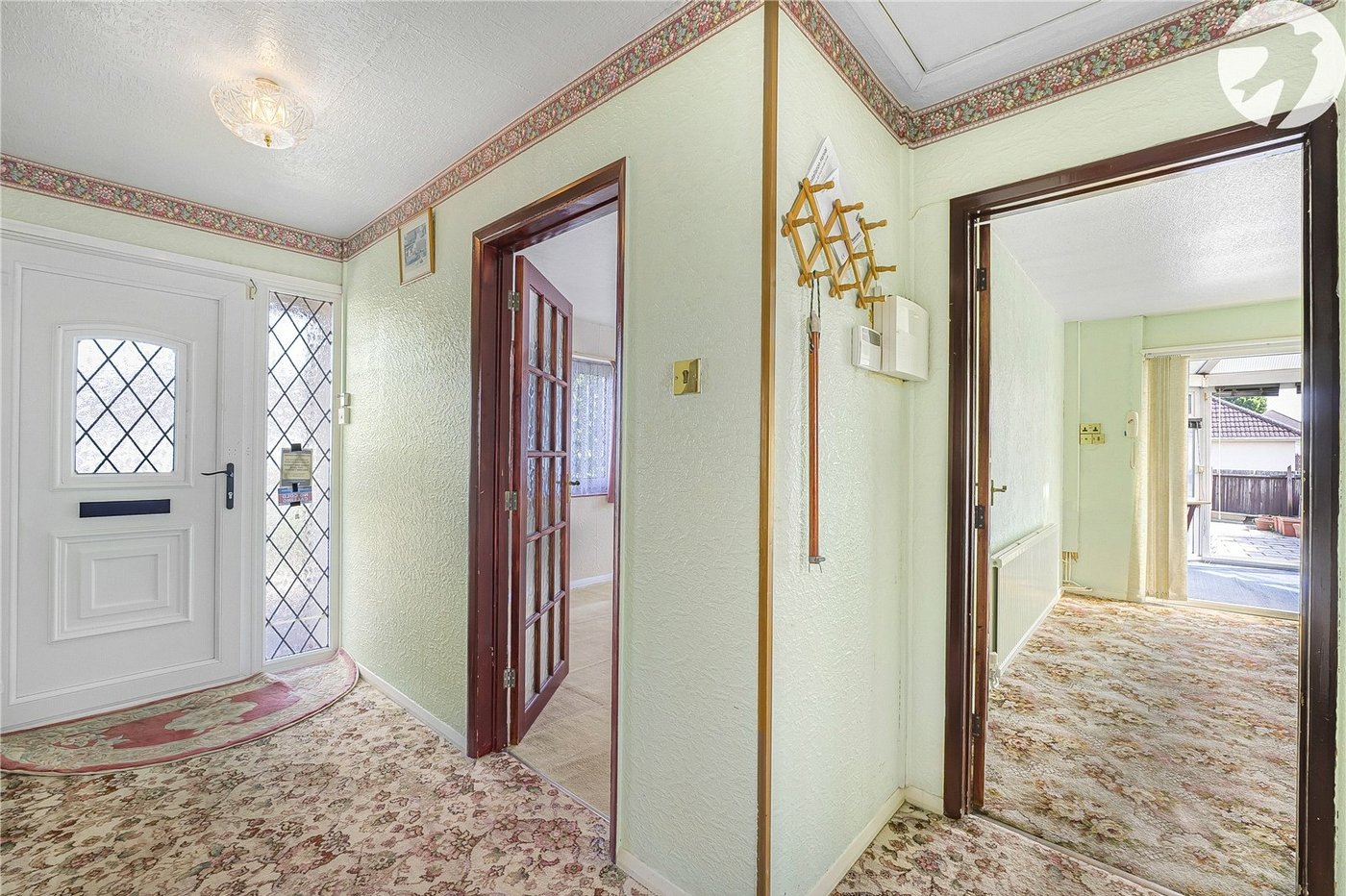 2 bedroom bungalow for sale in Sidcup | Robinson Jackson