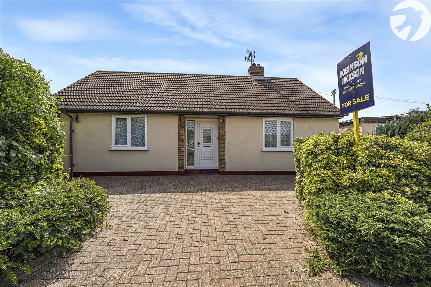 2 bedroom bungalow for sale in Sidcup | Robinson Jackson