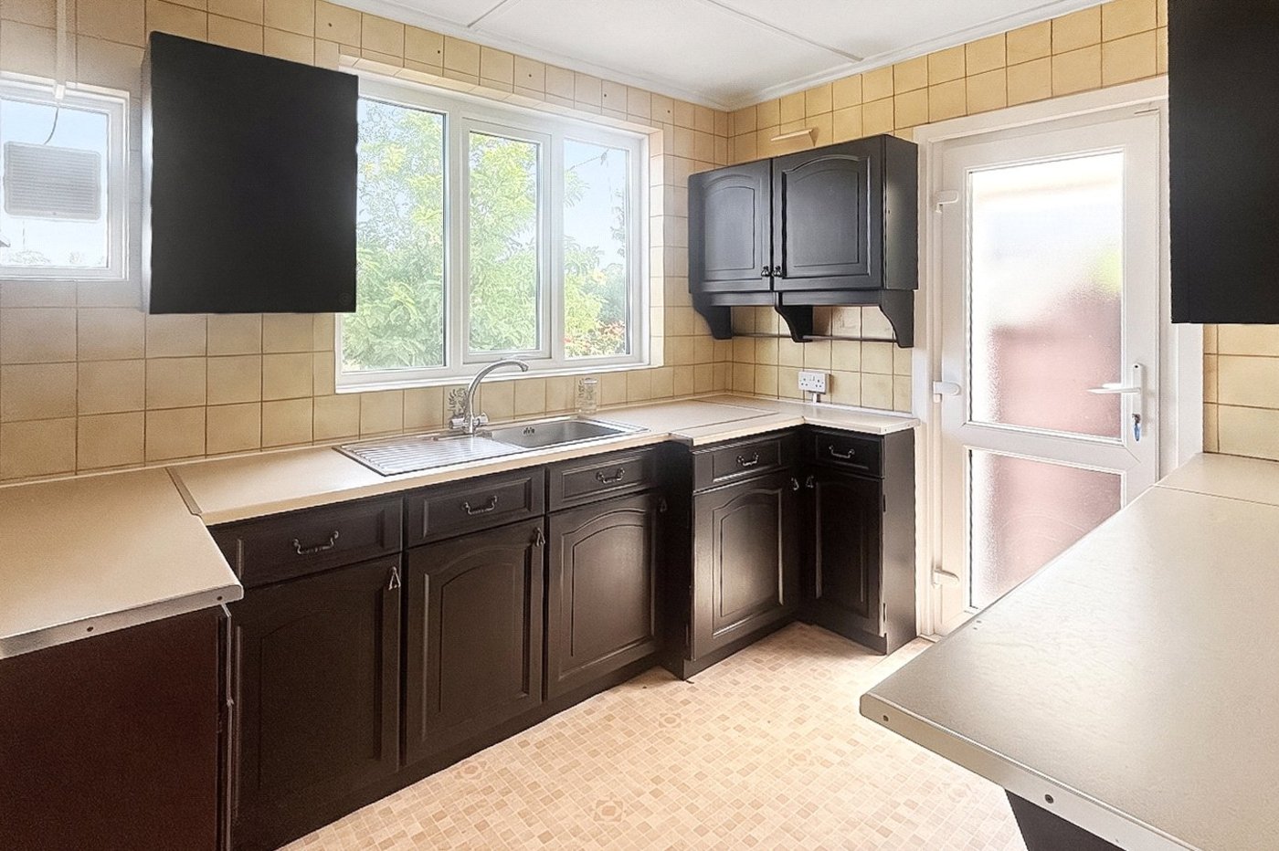 3 bedroom bungalow for sale in Bexley | Robinson Jackson