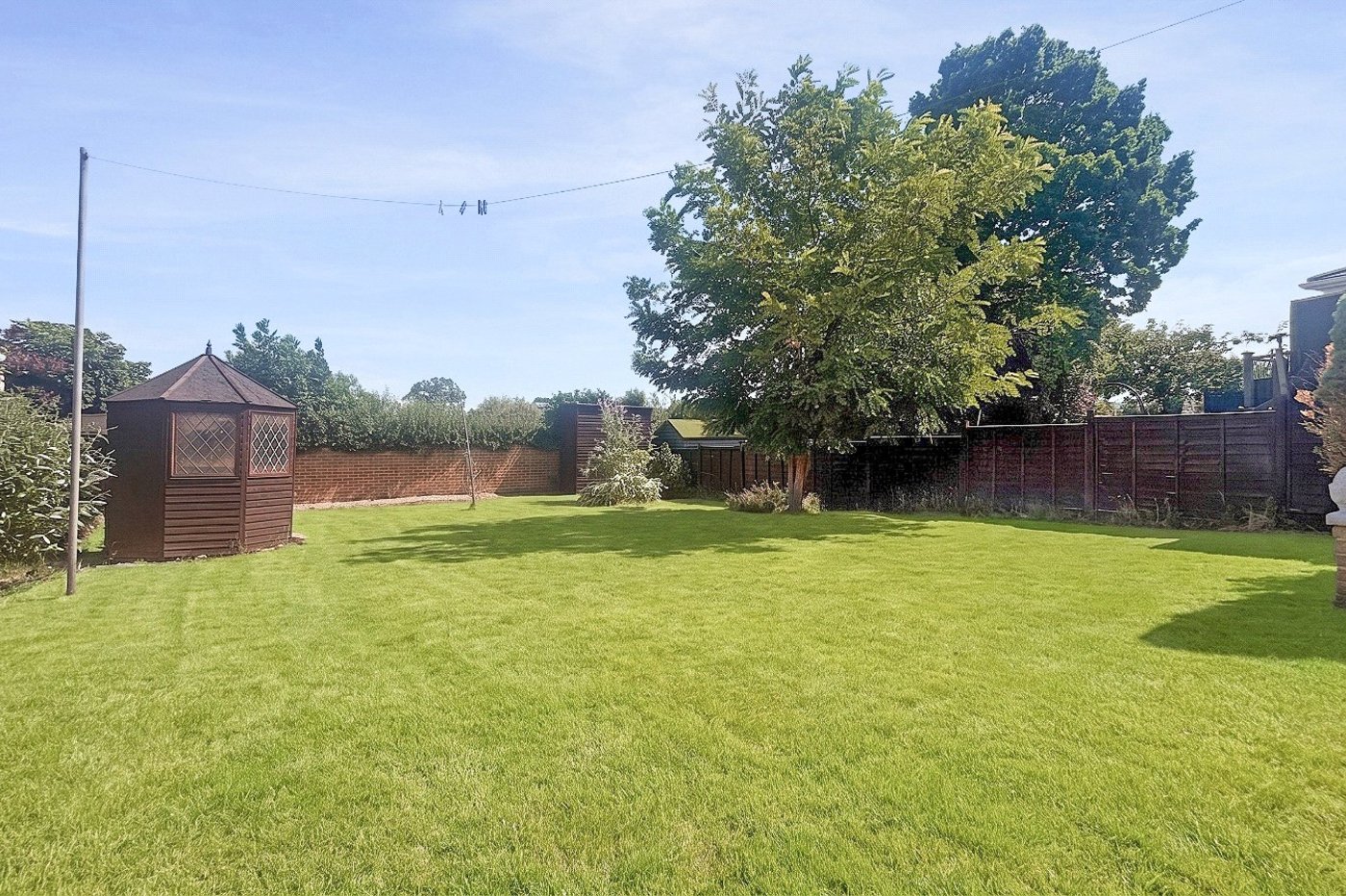3 bedroom bungalow for sale in Bexley | Robinson Jackson