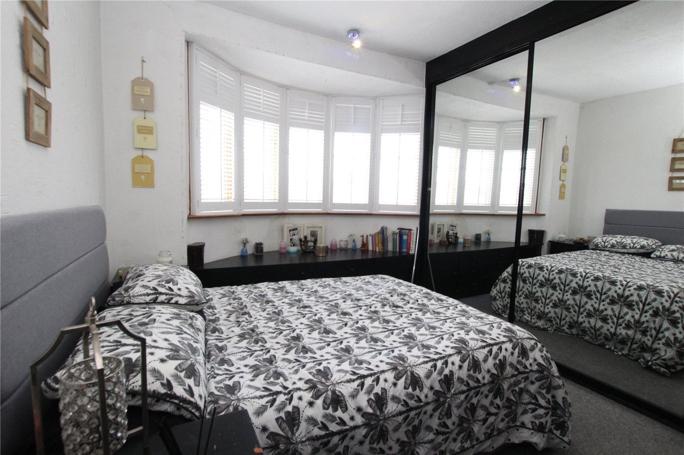4 bedroom house for sale in Shooters Hill | Robinson Jackson