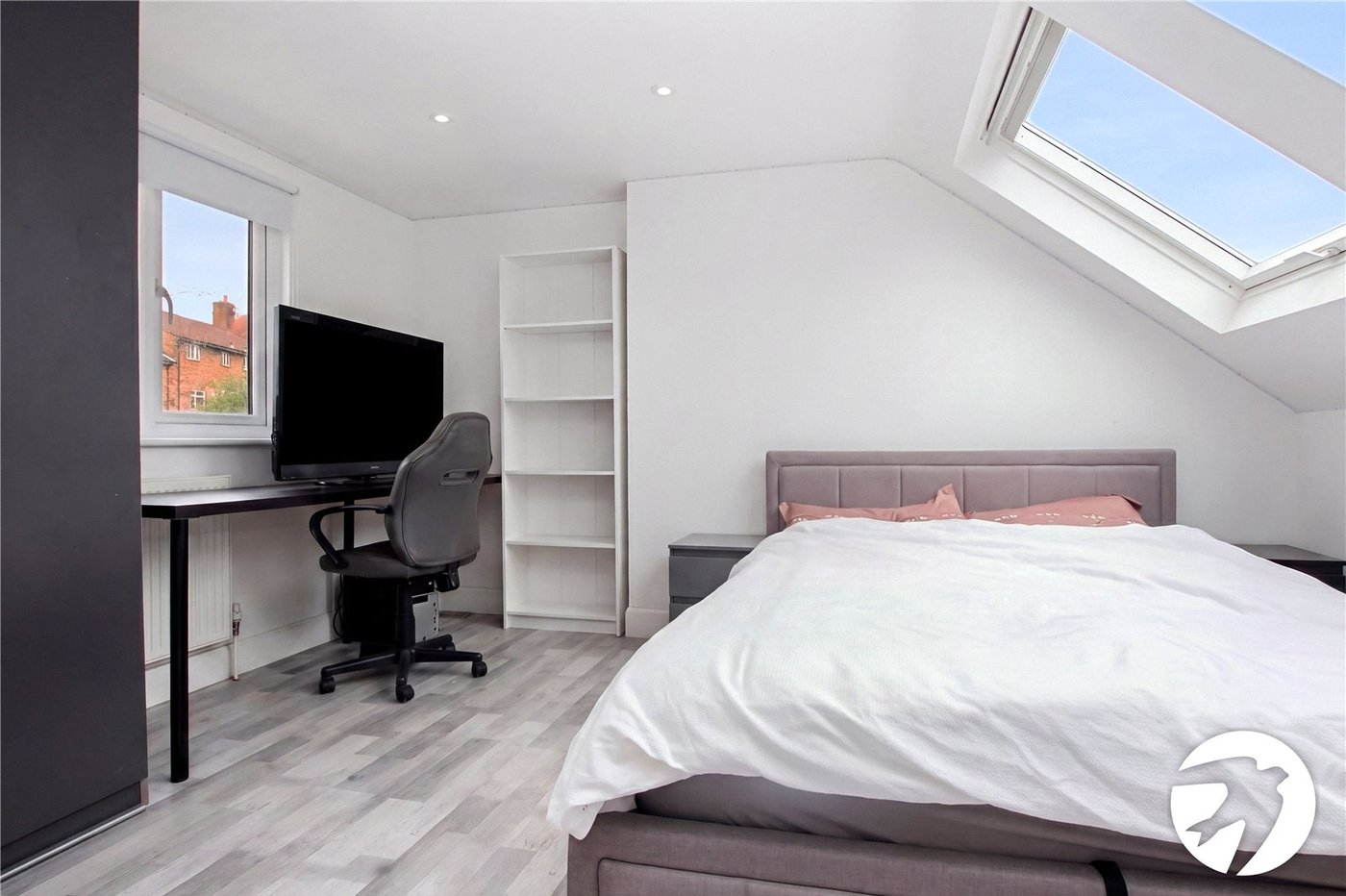 3 bedroom house for sale in Shooters Hill | Robinson Jackson
