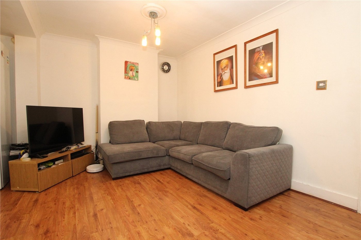 3 bedroom house for sale in Shooters Hill | Robinson Jackson