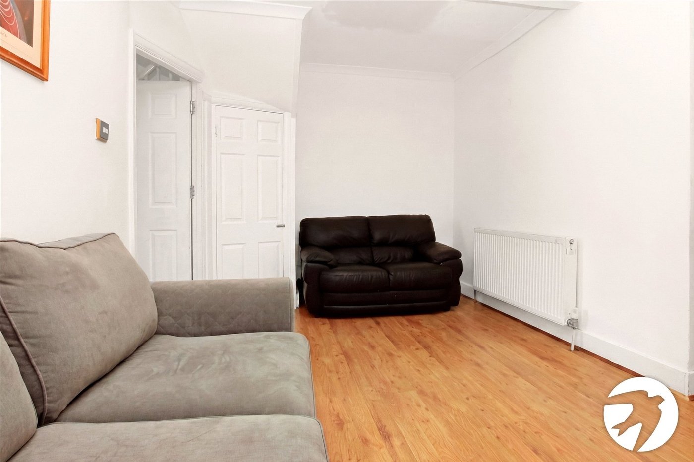 3 bedroom house for sale in Shooters Hill | Robinson Jackson