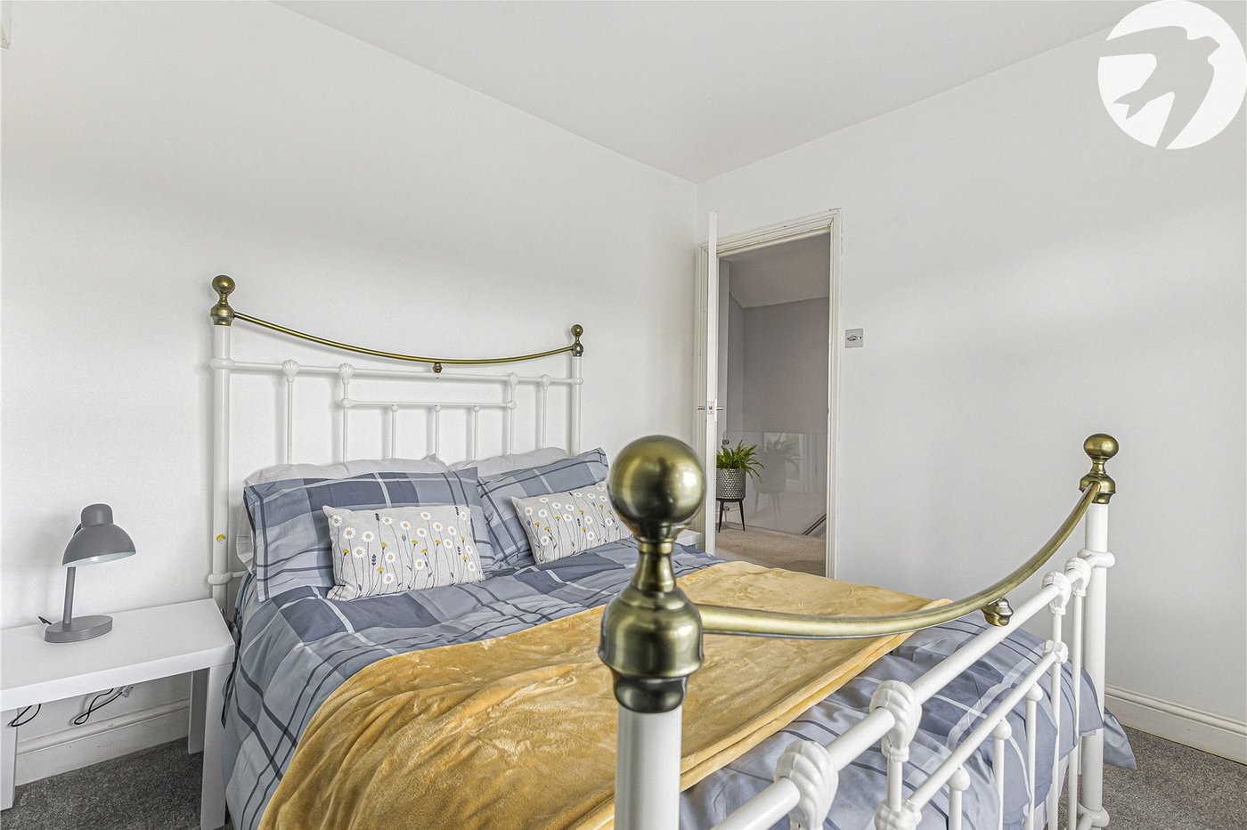 3 bedroom house for sale in Swanscombe | Robinson Jackson