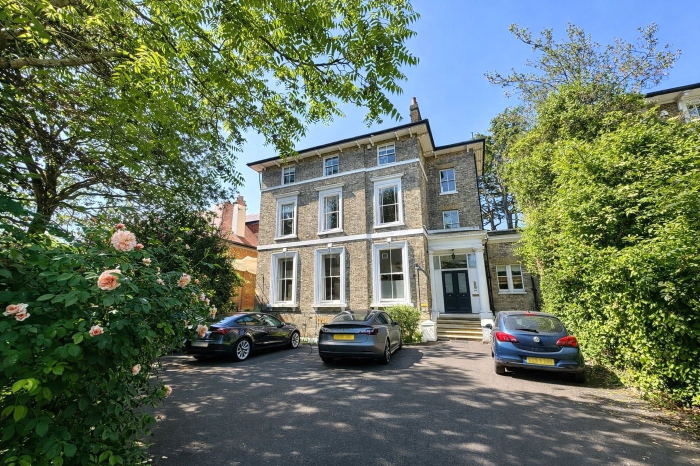 1 bedroom property for sale in London | Robinson Jackson