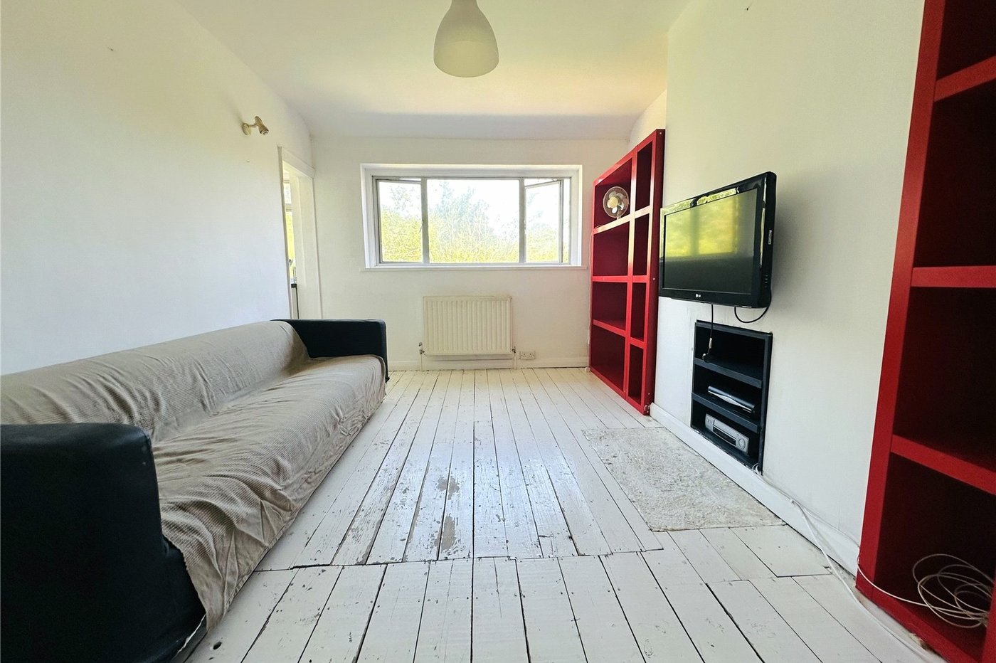 2 bedroom property for sale in London | Robinson Jackson