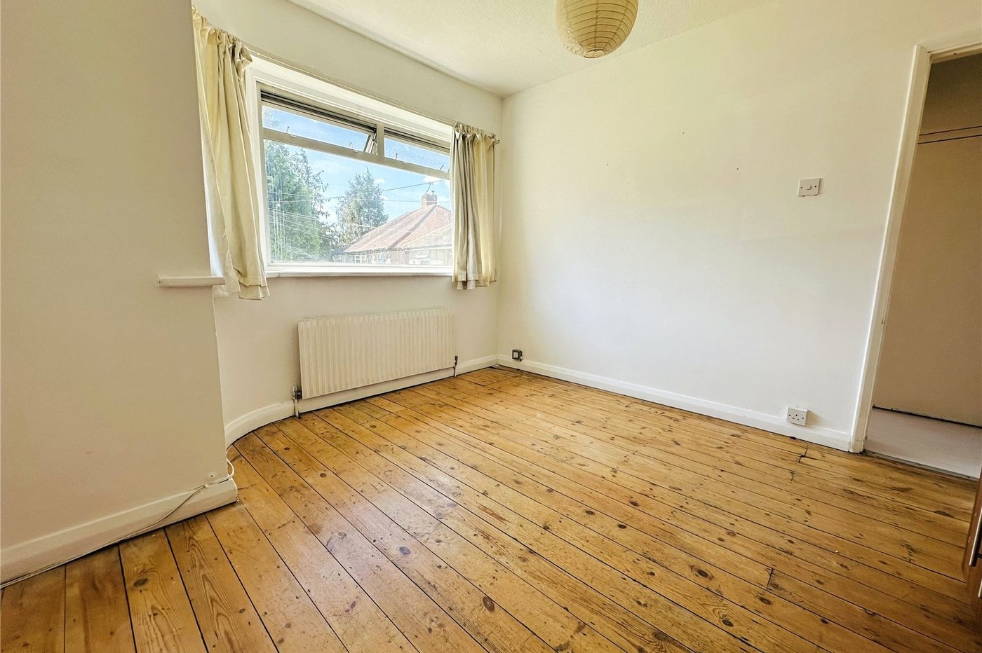 2 bedroom property for sale in London | Robinson Jackson