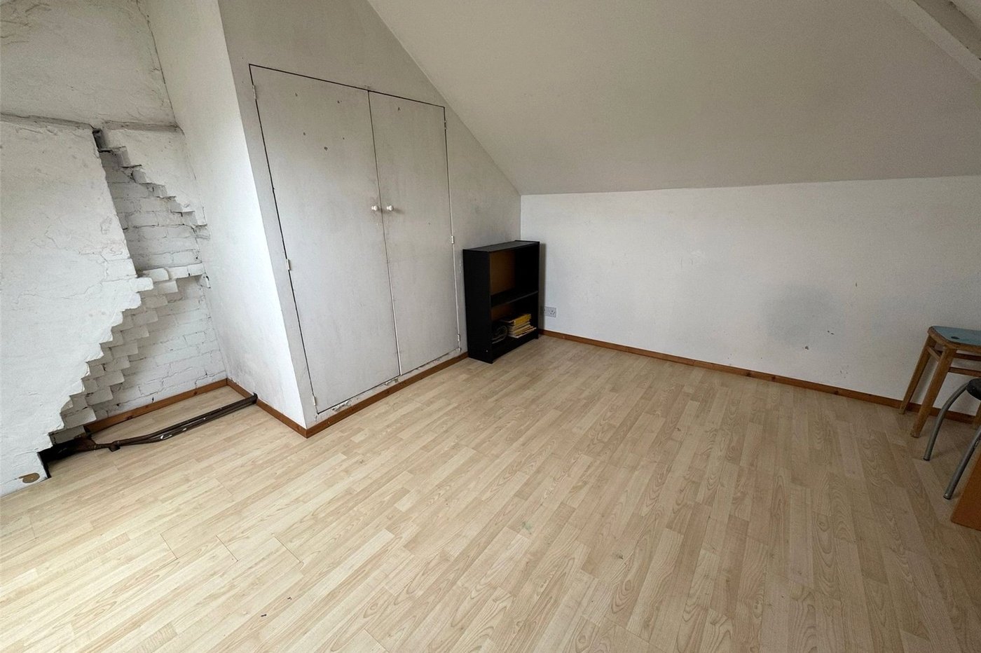 2 bedroom property for sale in London | Robinson Jackson