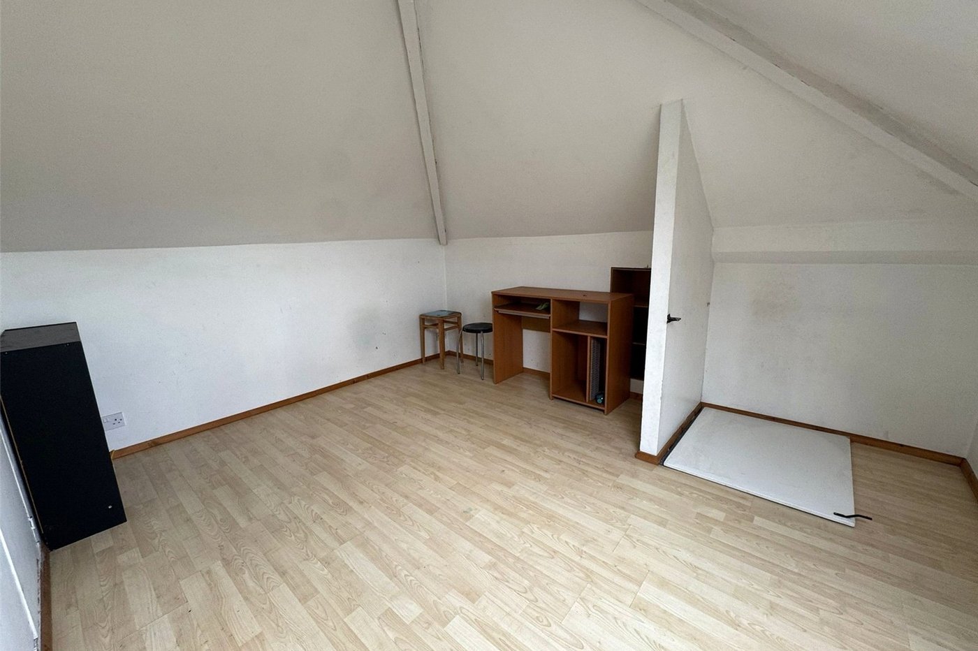 2 bedroom property for sale in London | Robinson Jackson