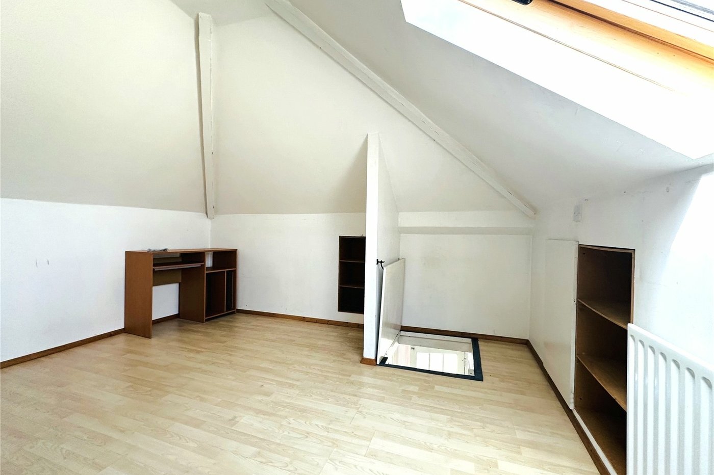 2 bedroom property for sale in London | Robinson Jackson