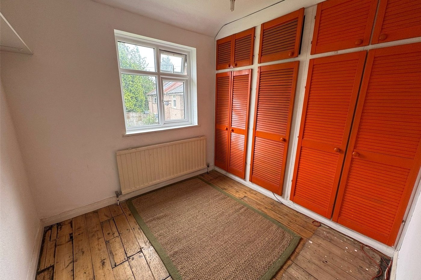 2 bedroom property for sale in London | Robinson Jackson