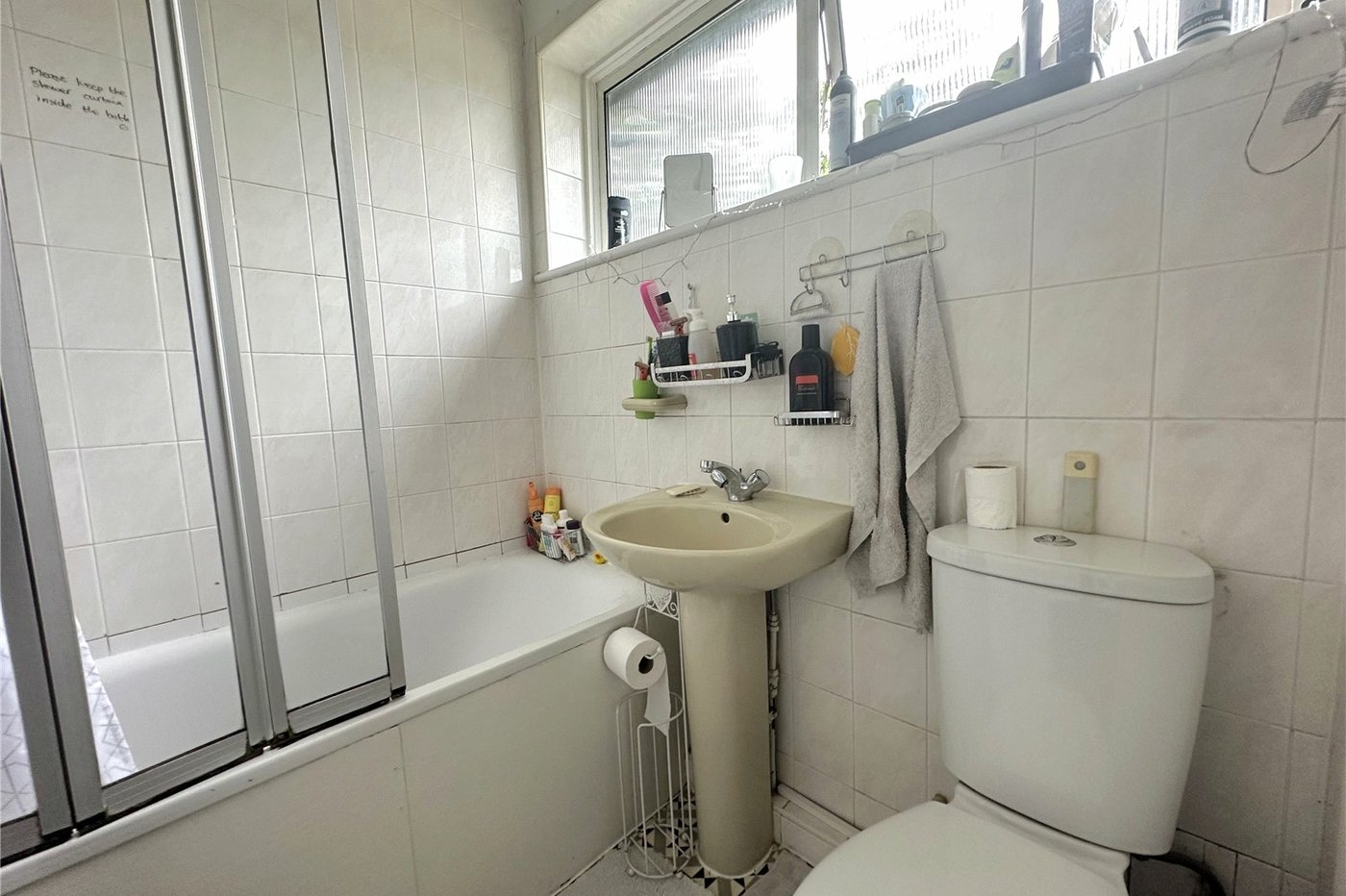 2 bedroom property for sale in London | Robinson Jackson