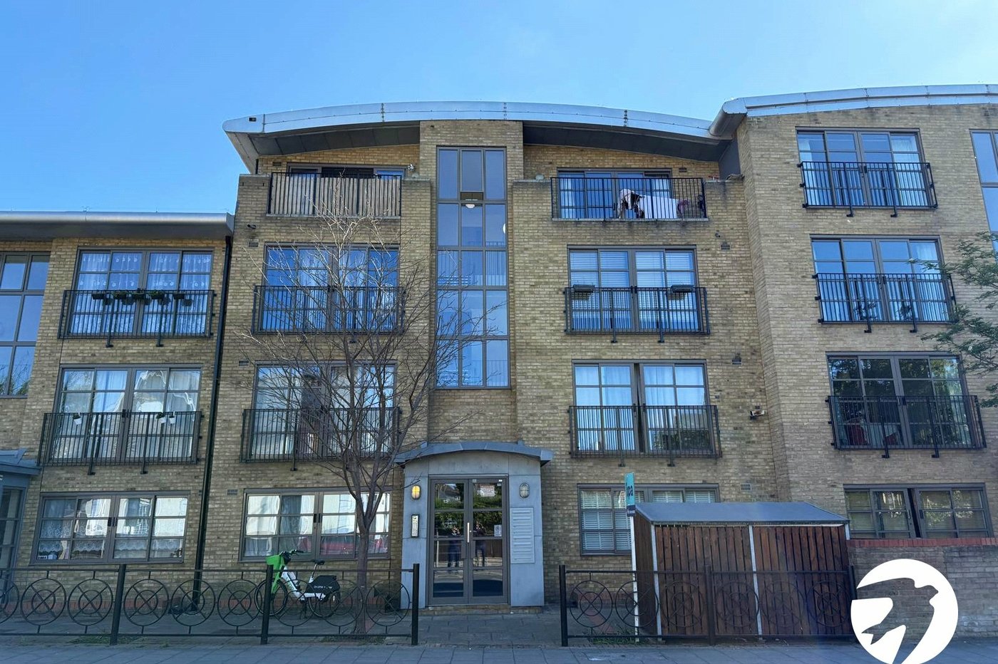 1 bedroom property for sale in London | Robinson Jackson