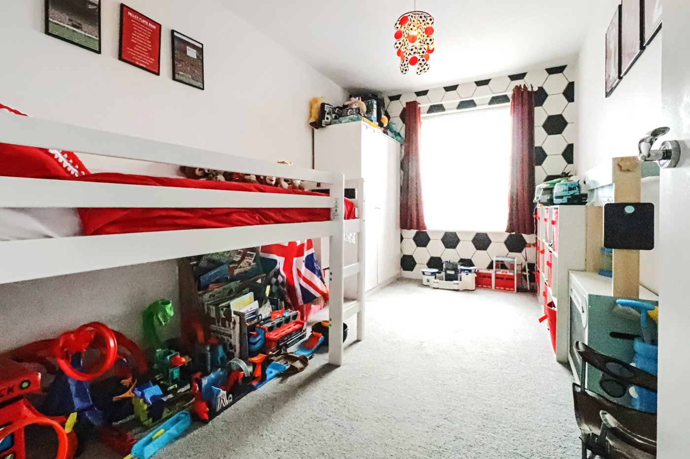 2 bedroom property for sale in Belvedere | Robinson Jackson