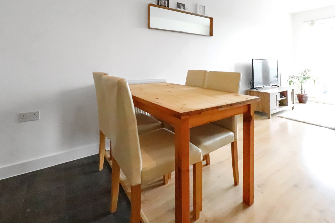 2 bedroom property for sale in Belvedere | Robinson Jackson