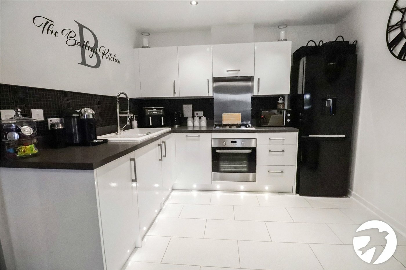 2 bedroom property for sale in Belvedere | Robinson Jackson