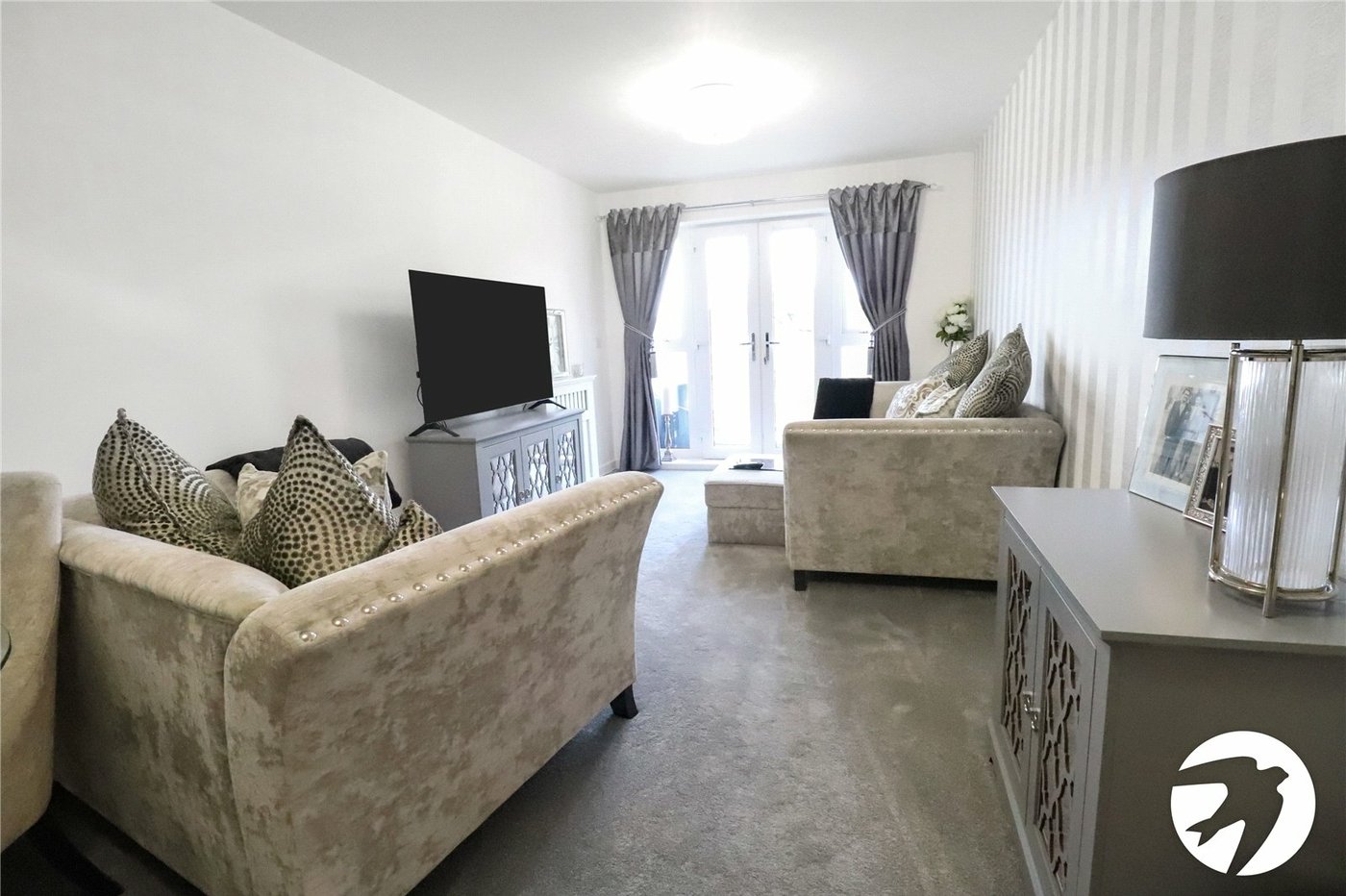 2 bedroom property for sale in Belvedere | Robinson Jackson