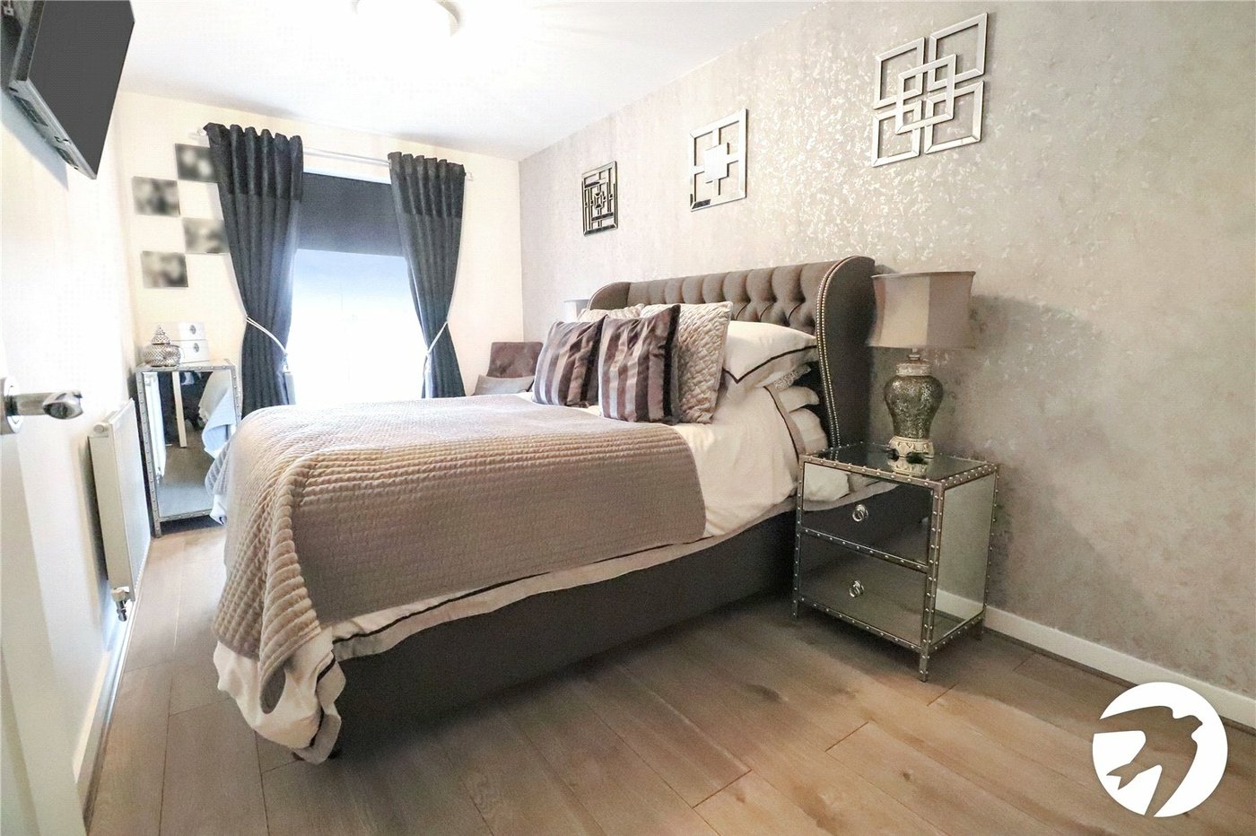 2 bedroom property for sale in Belvedere | Robinson Jackson