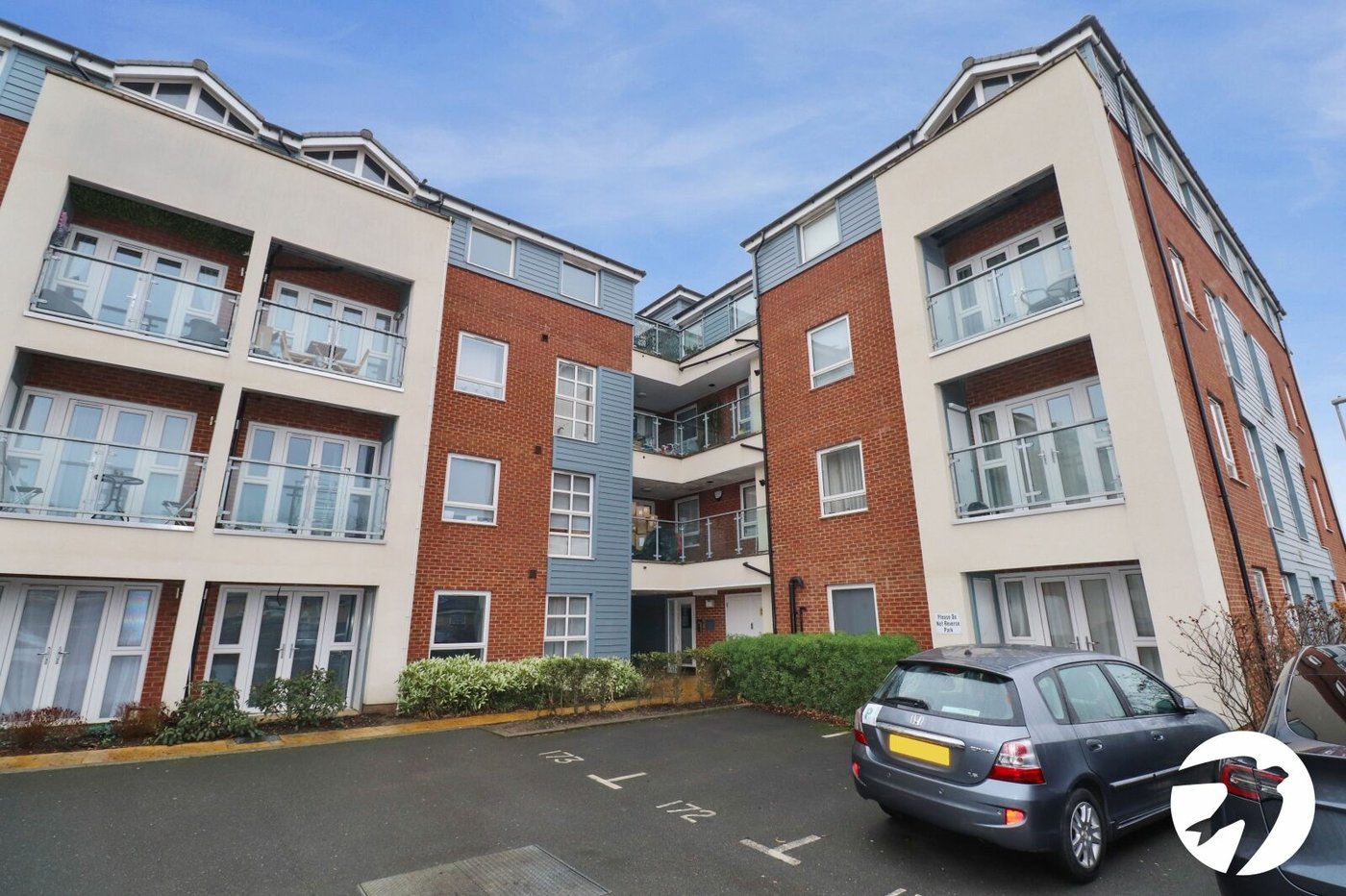 2 bedroom property for sale in Belvedere | Robinson Jackson