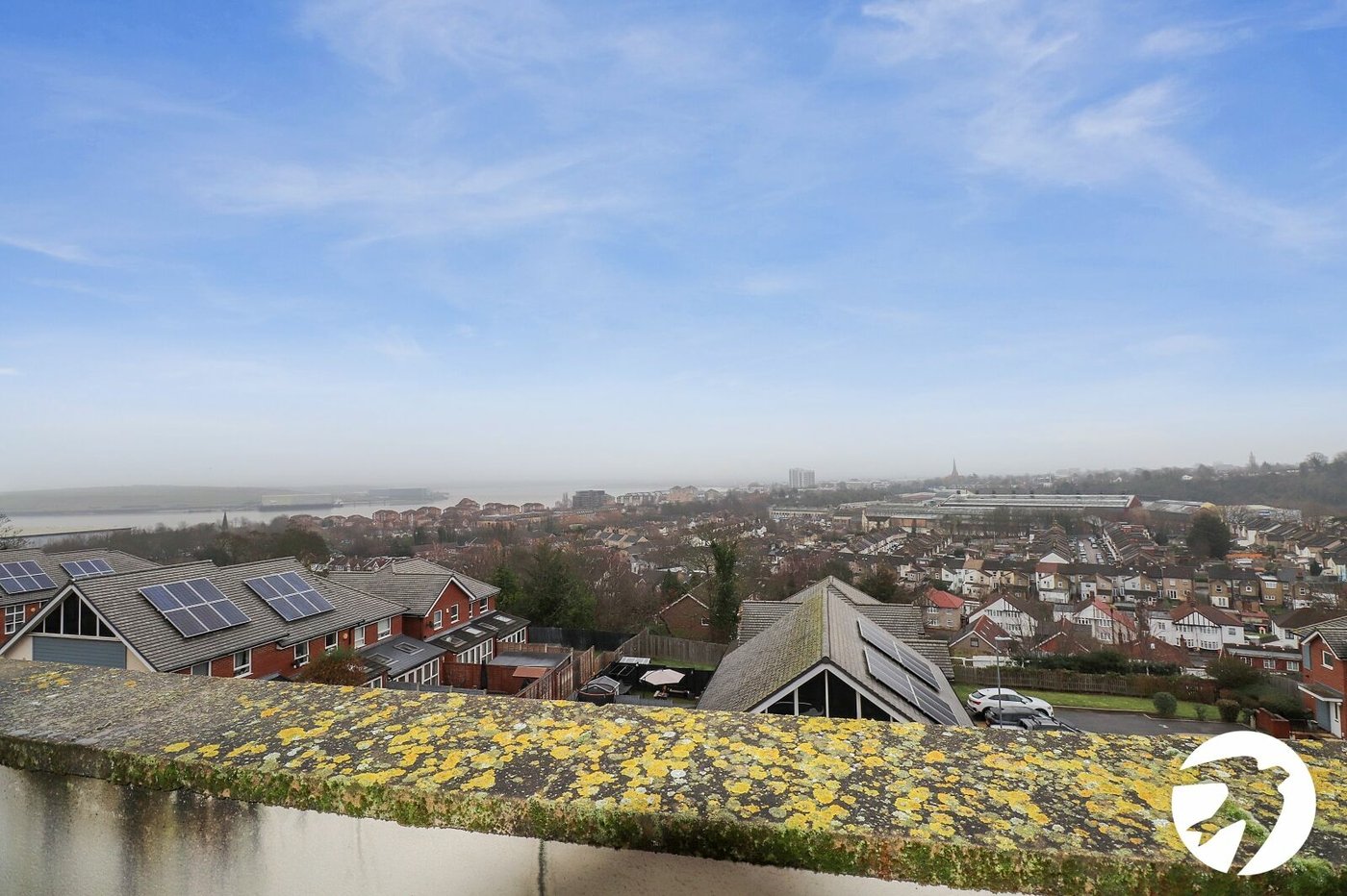 2 bedroom property for sale in Belvedere | Robinson Jackson