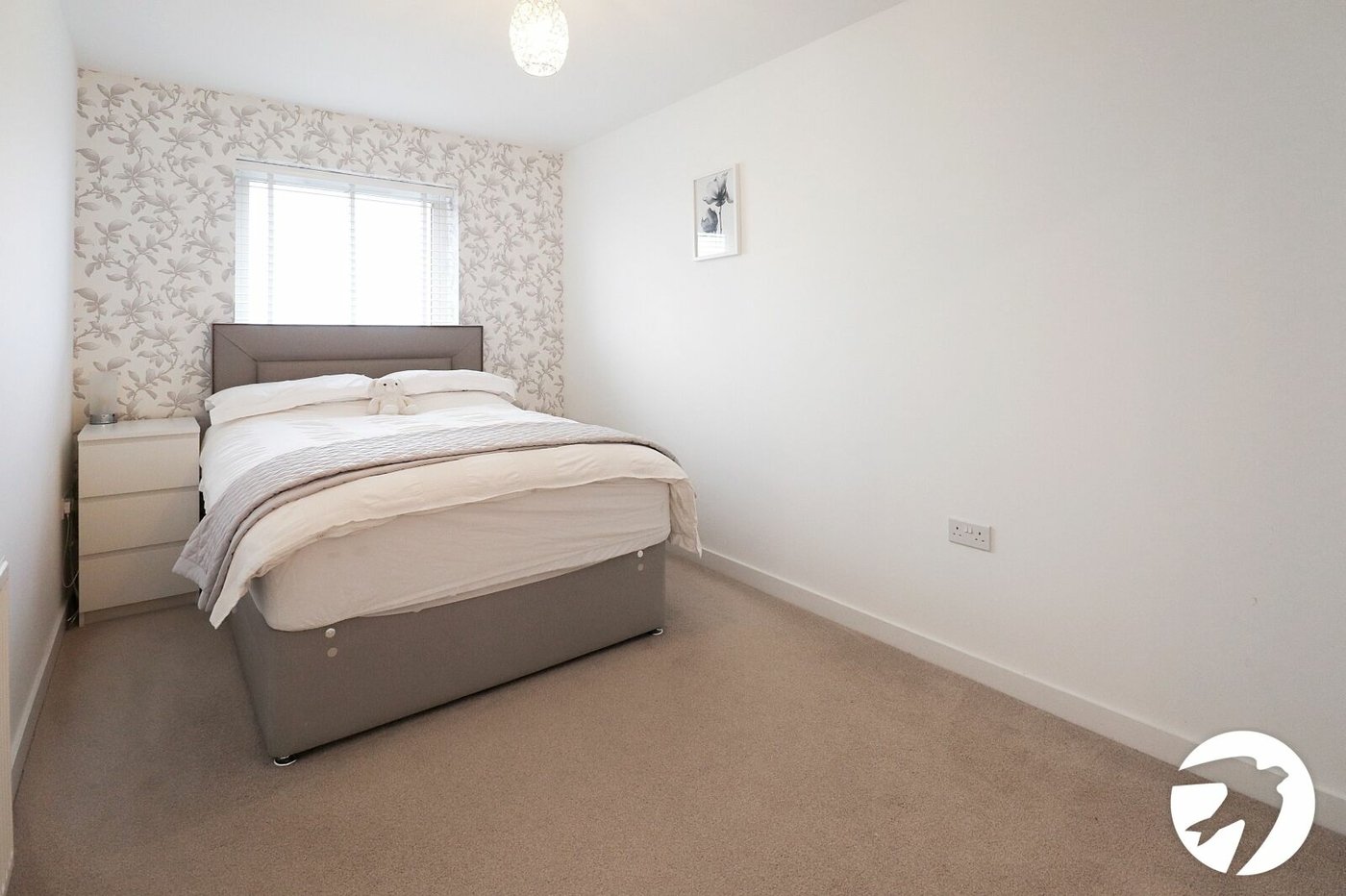 2 bedroom property for sale in Belvedere | Robinson Jackson