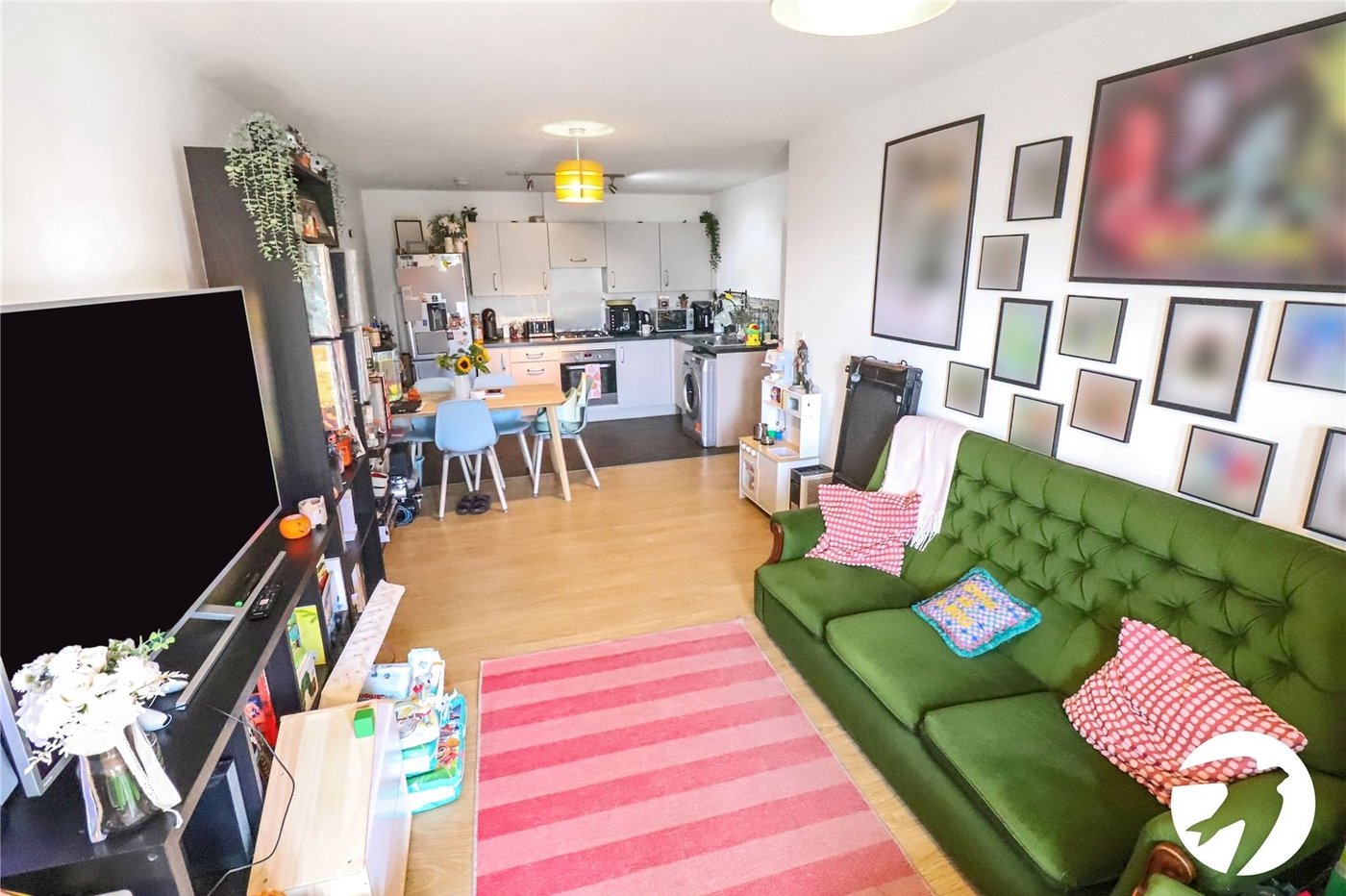 2 bedroom property for sale in Belvedere | Robinson Jackson