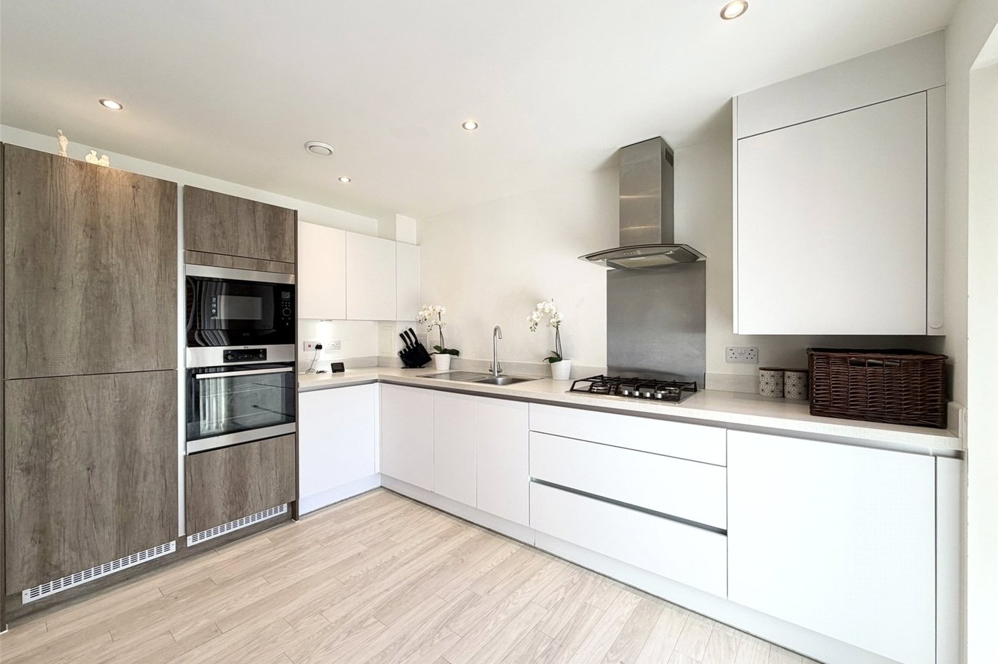 2 bedroom property for sale in Weldon | Robinson Jackson