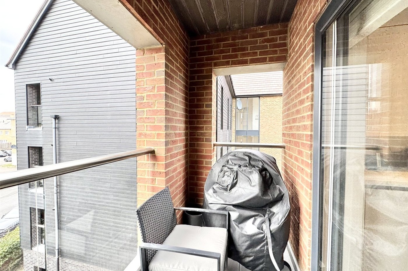 2 bedroom property for sale in Weldon | Robinson Jackson