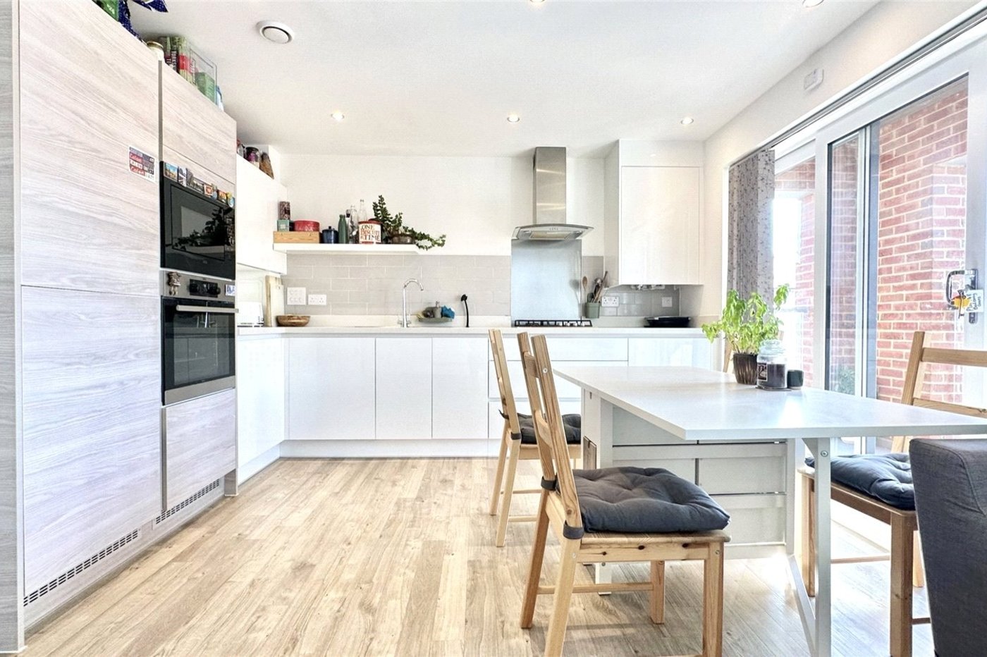 2 bedroom property for sale in Weldon | Robinson Jackson
