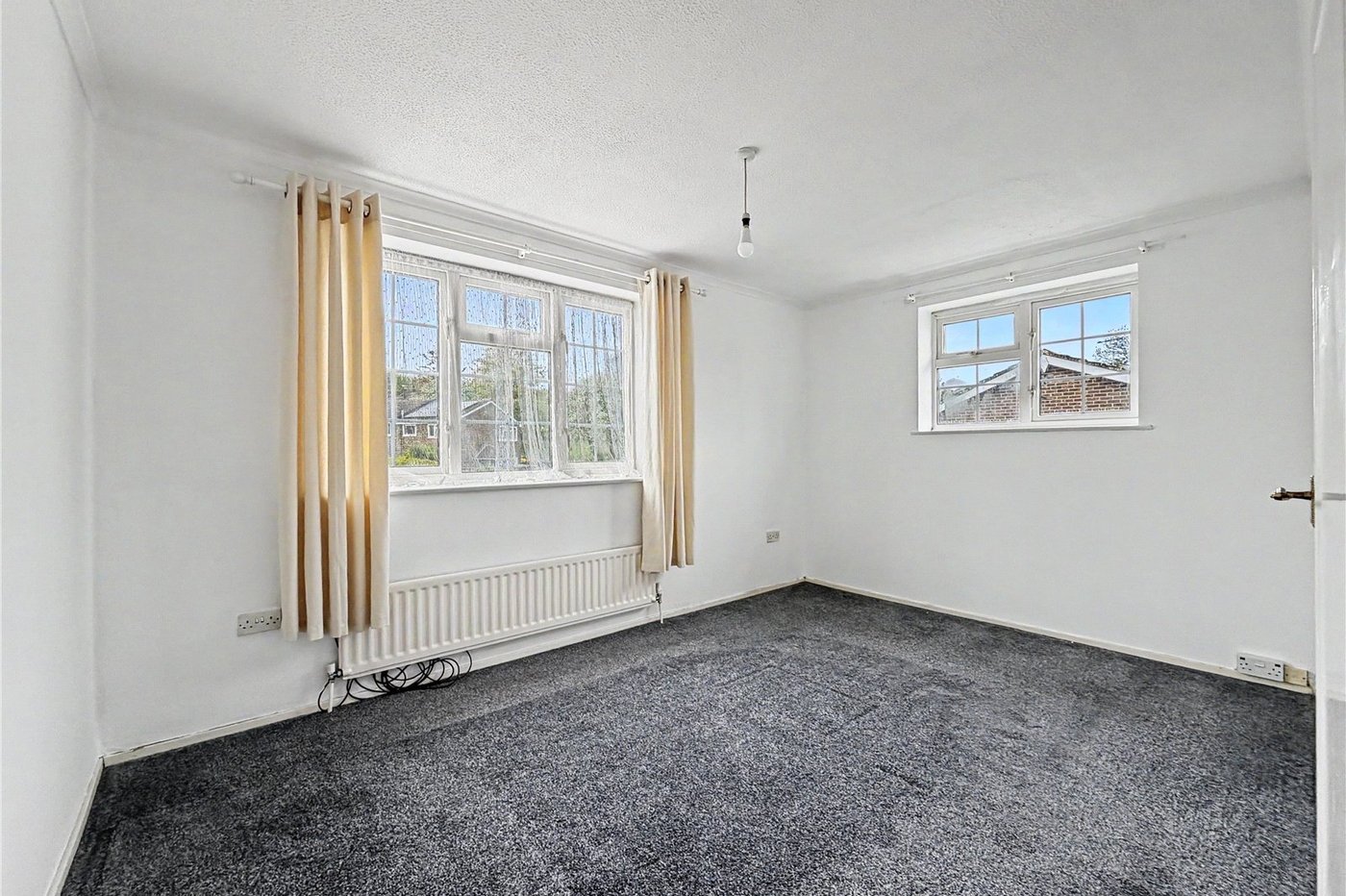 1 bedroom house for sale in Rainham | Robinson Michael & Jackson