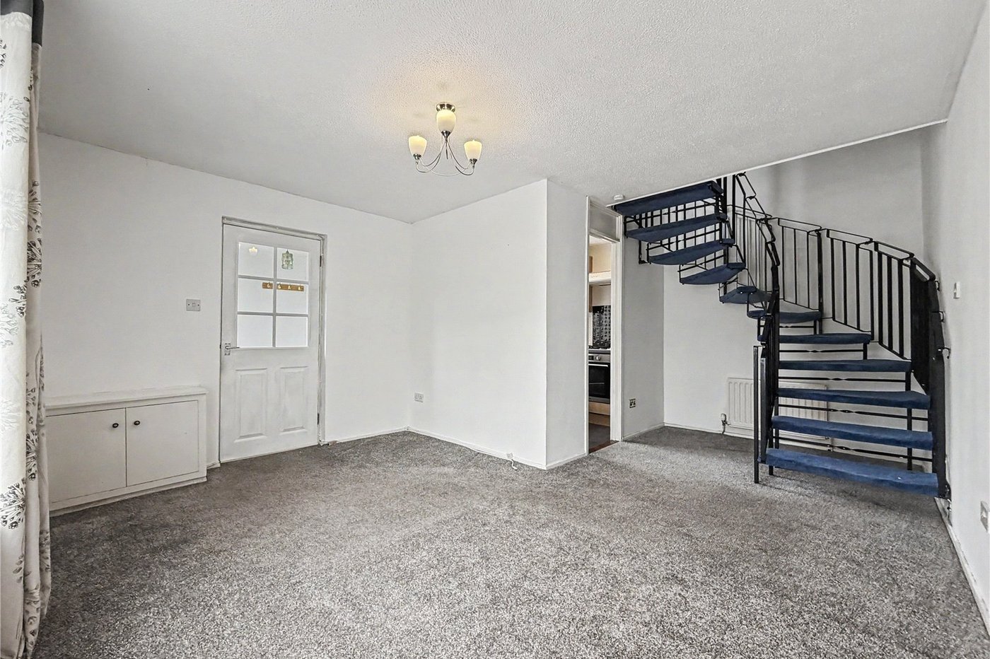 1 bedroom house for sale in Rainham | Robinson Michael & Jackson