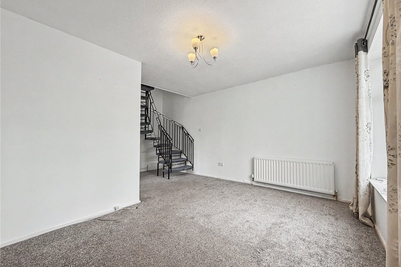1 bedroom house for sale in Rainham | Robinson Michael & Jackson