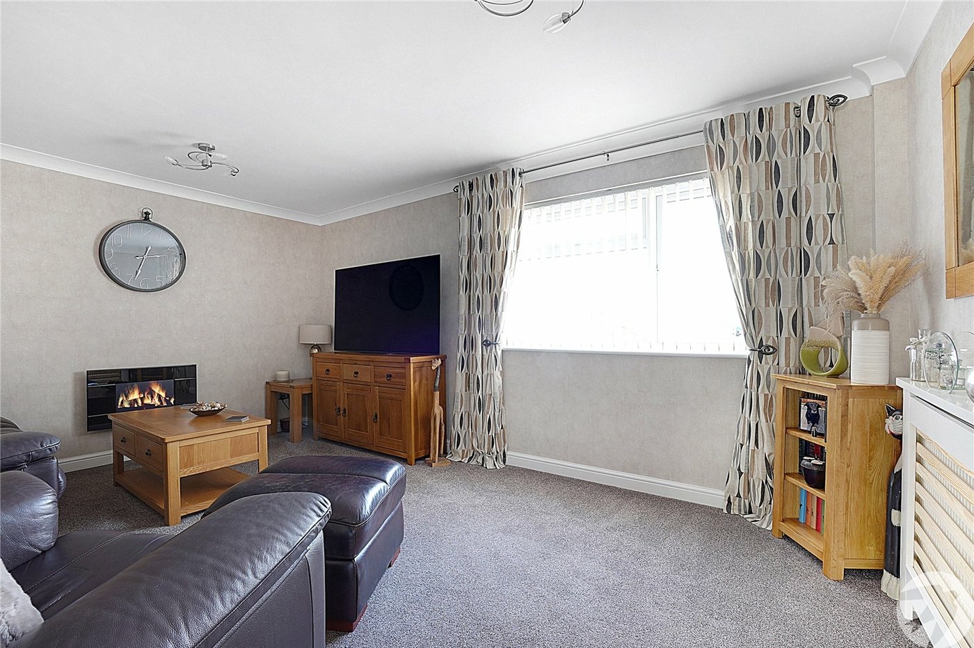 3 bedroom house for sale in Rainham | Robinson Michael & Jackson