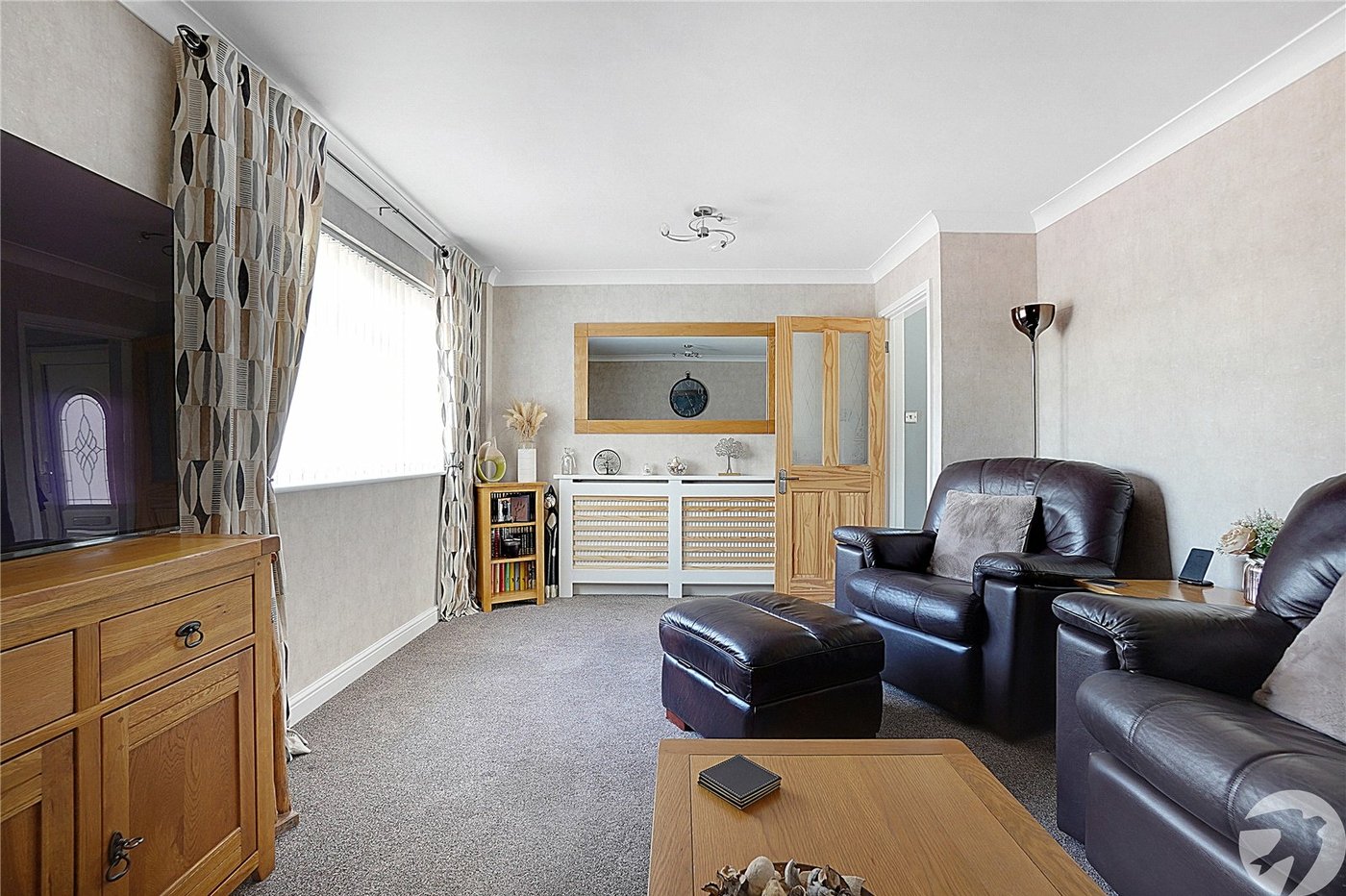 3 bedroom house for sale in Rainham | Robinson Michael & Jackson