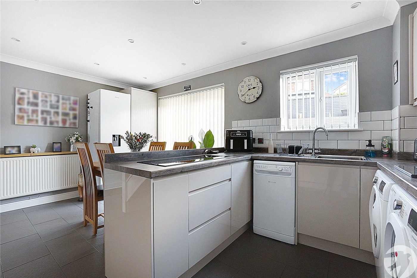 3 bedroom house for sale in Rainham | Robinson Michael & Jackson